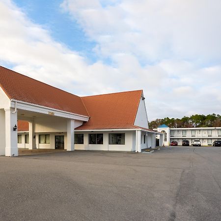 Developer Inn & Suites Airport Jax, A Baymont By Wyndham Jacksonville Exterior foto